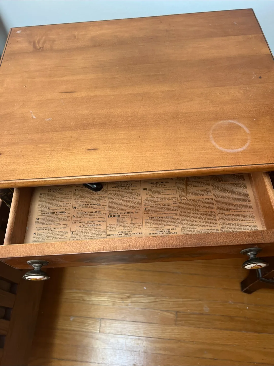 Wood Side Table with Two Drawers image indicator(3)