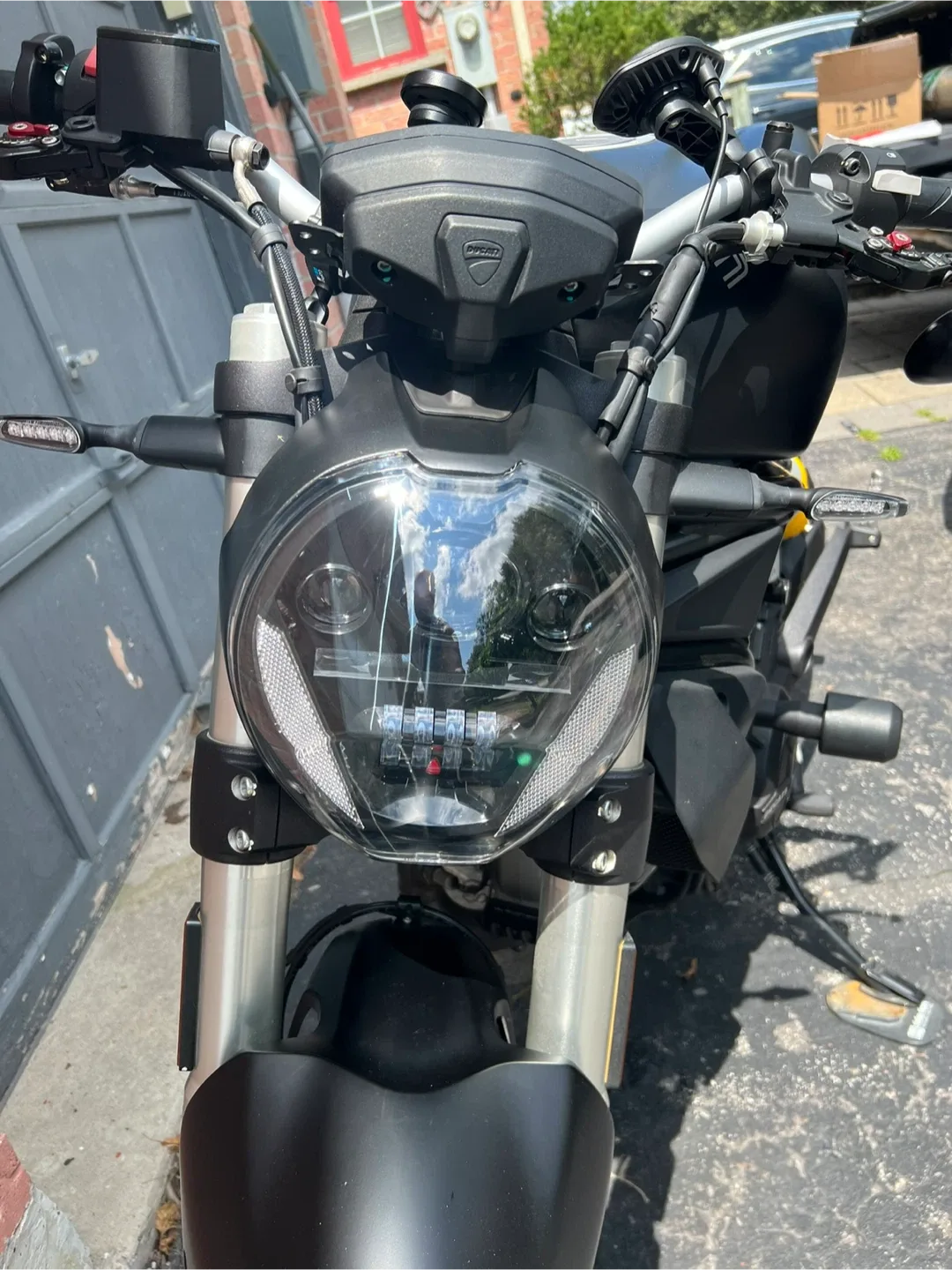 Ducati Monster 797 Motorcycle - Black image indicator(2)