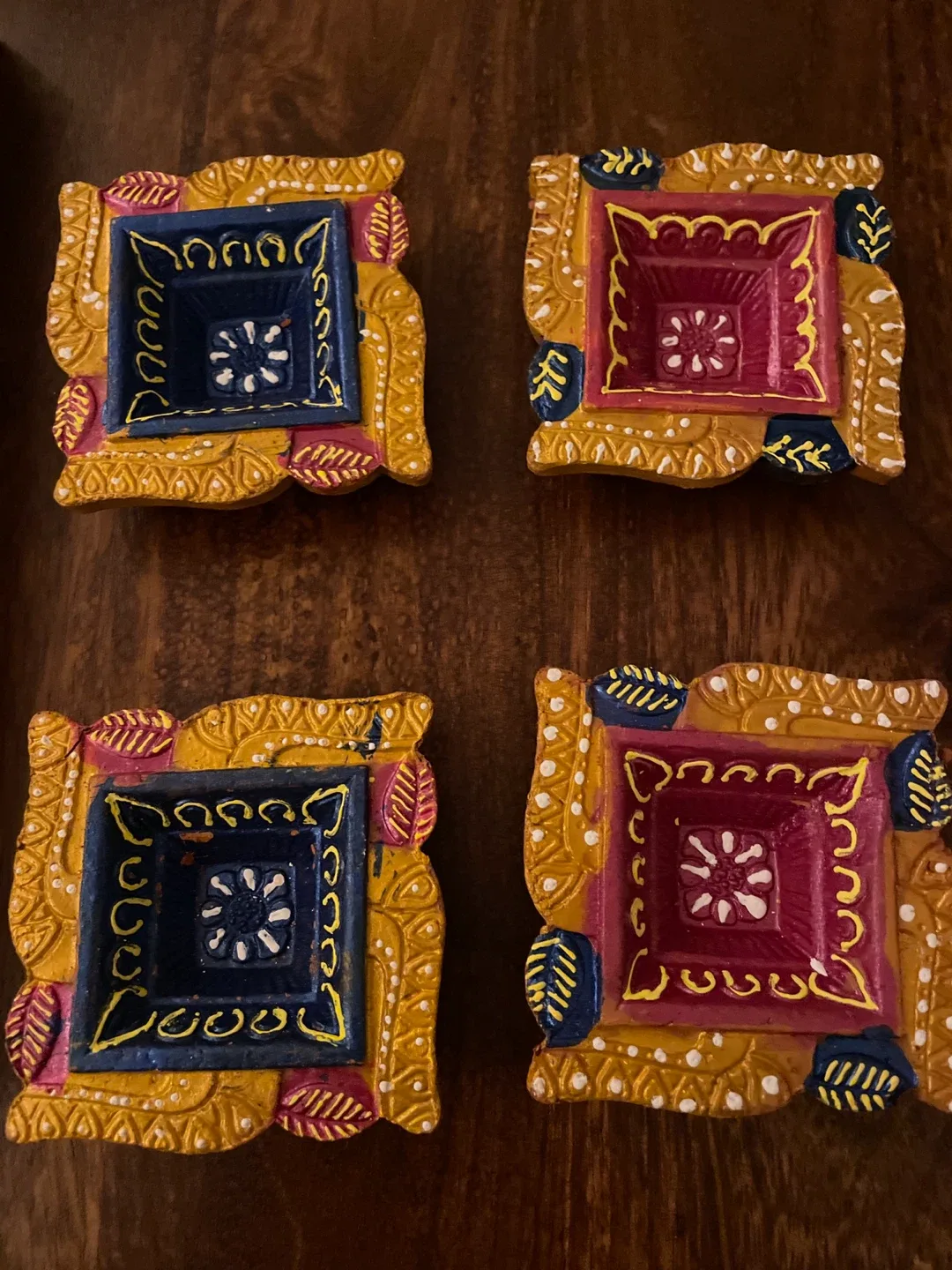 Set of 4 Decorative Diya Oil Lamps + oil + wicks thumbnail