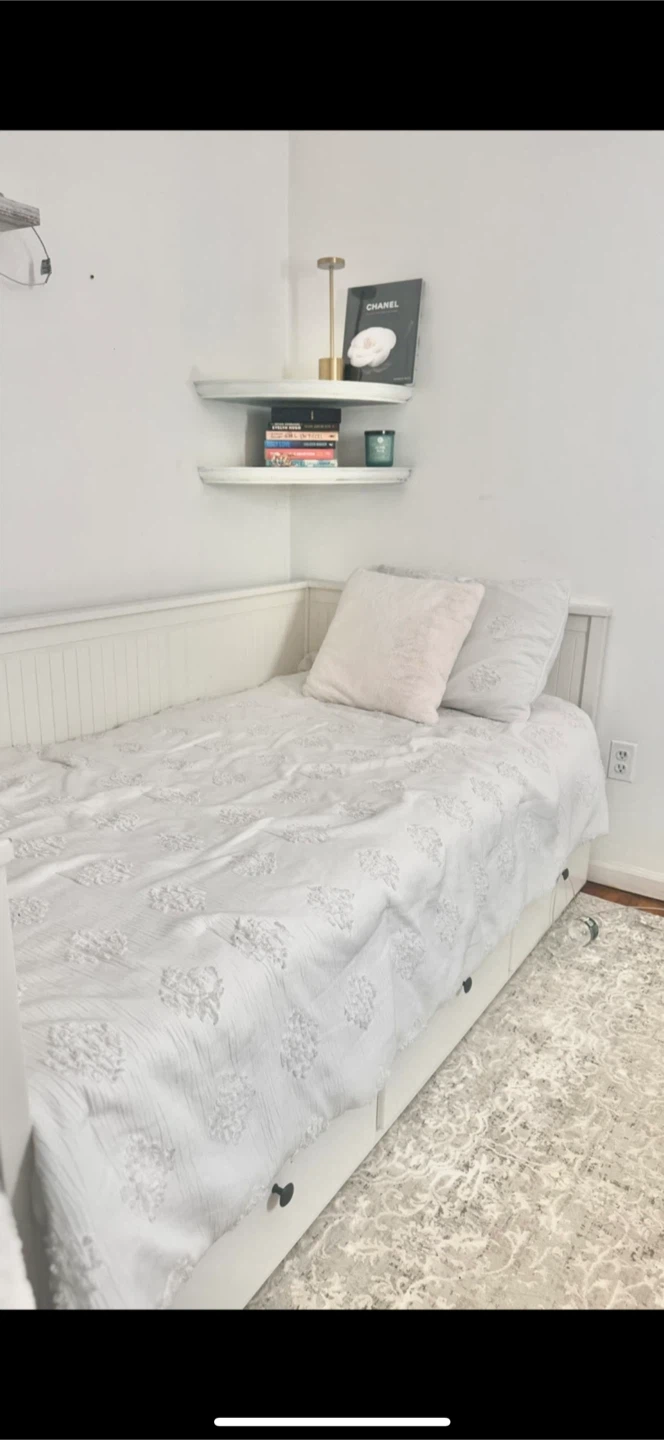 IKEA Hemnes Daybed Frame with 3 Drawers - photo 3