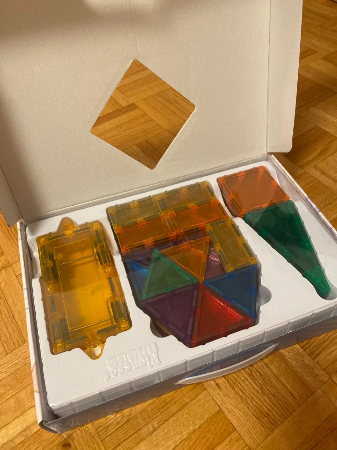 PicassoTiles 80-Piece Magnetic Diamond Set thumbnail