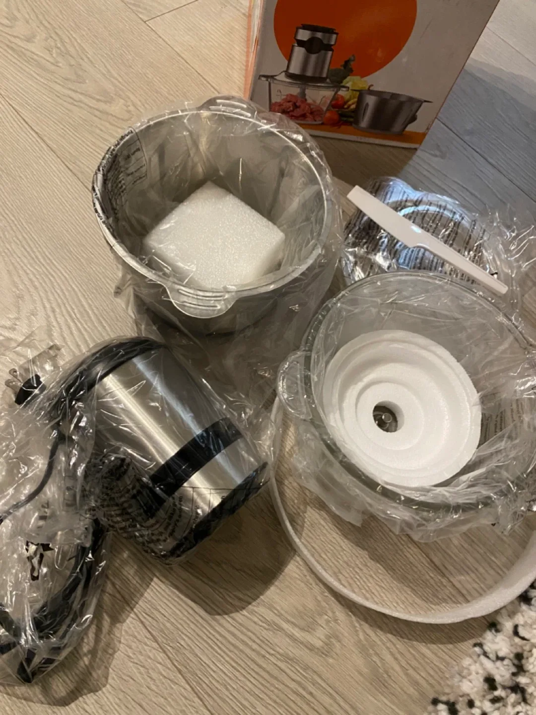 Food Processor - Brand New in Box image indicator(2)