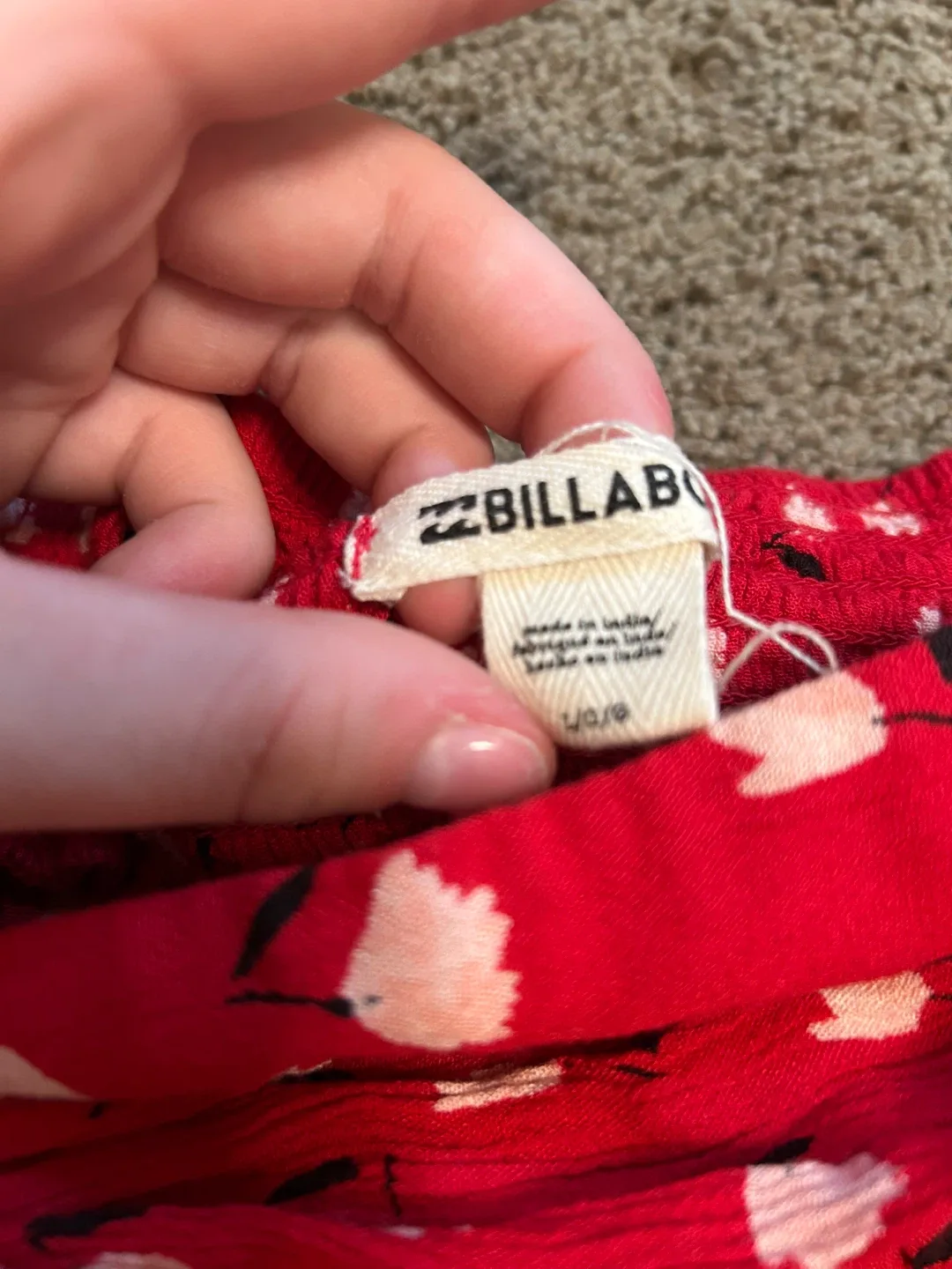 Billabong Red Floral Shorts - Size Large image indicator(2)