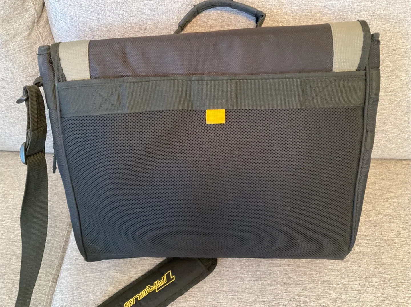 Targus Black Laptop Bag image indicator(2)