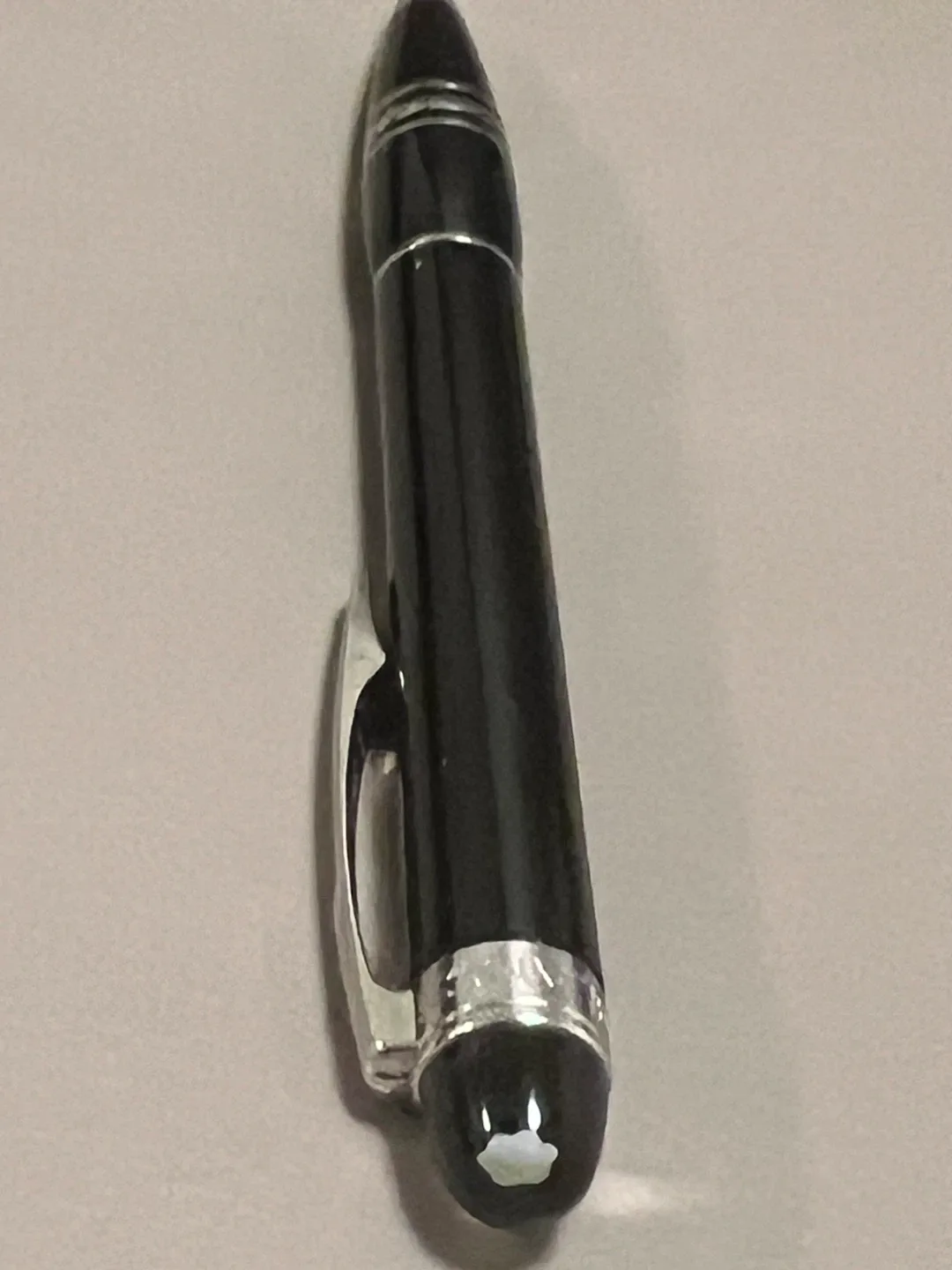 Montblanc Floating Star Ballpoint Pen with Refill - Black image indicator(7)