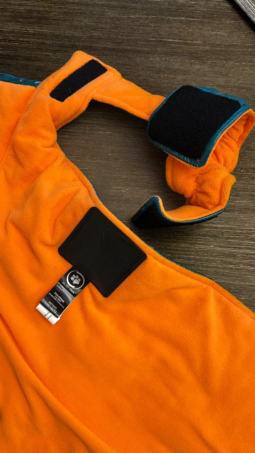 Dog Helios Padded Winter Puffer Coat image indicator(4)