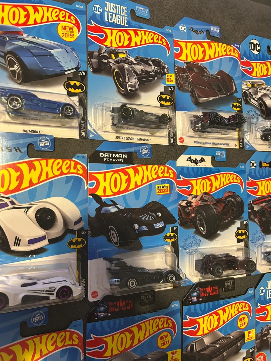 Hot Wheels Batman Collection image indicator(2)