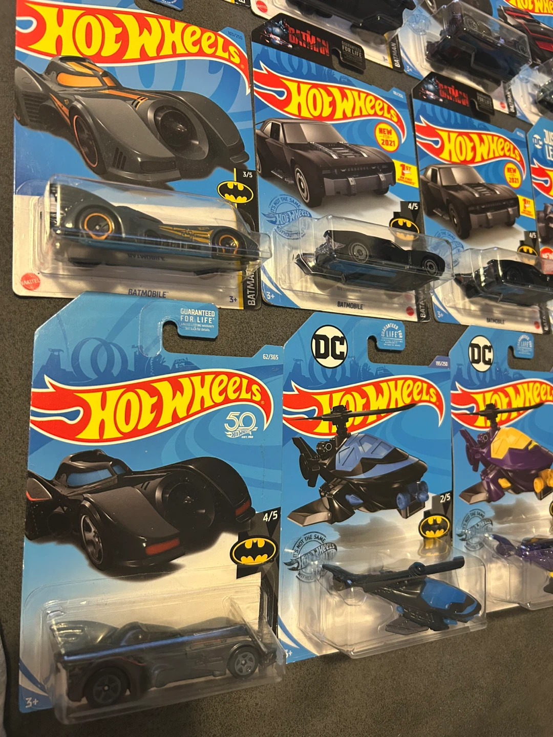 Hot Wheels Batman Collection - photo 5