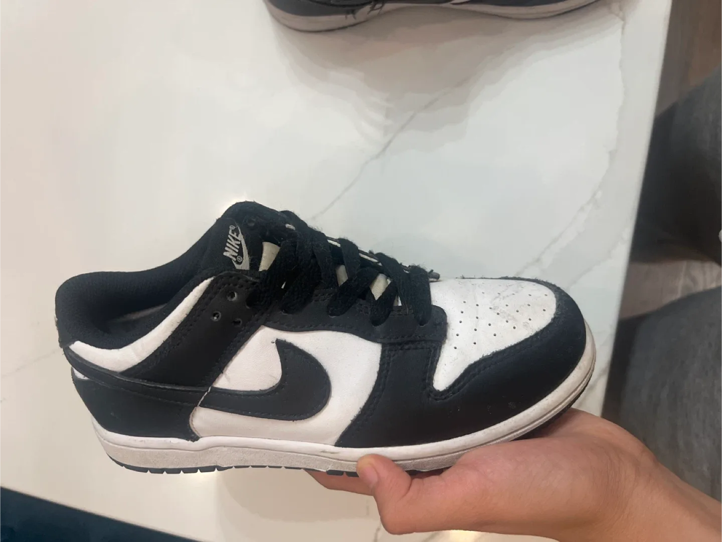 Nike Dunk Low Panda - Size US 2.5 image indicator(2)