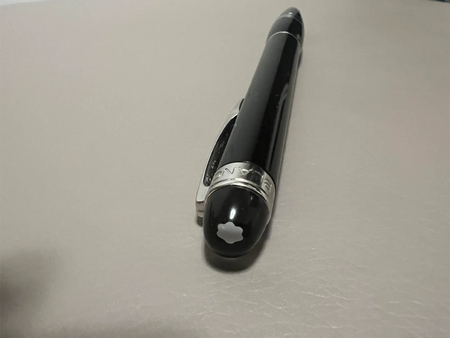 Montblanc Floating Star Ballpoint Pen Black Ballpoint Pen w/ Box image indicator(7)