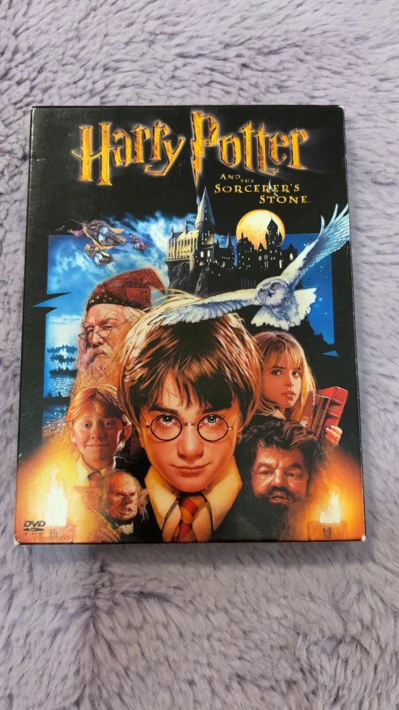 Harry Potter and the Sorcerer's Stone DVD thumbnail