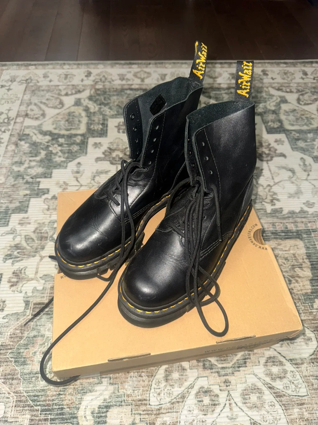 Dr. Martens Audrick 8-Eye Boot, Black, US 7 image indicator(2)