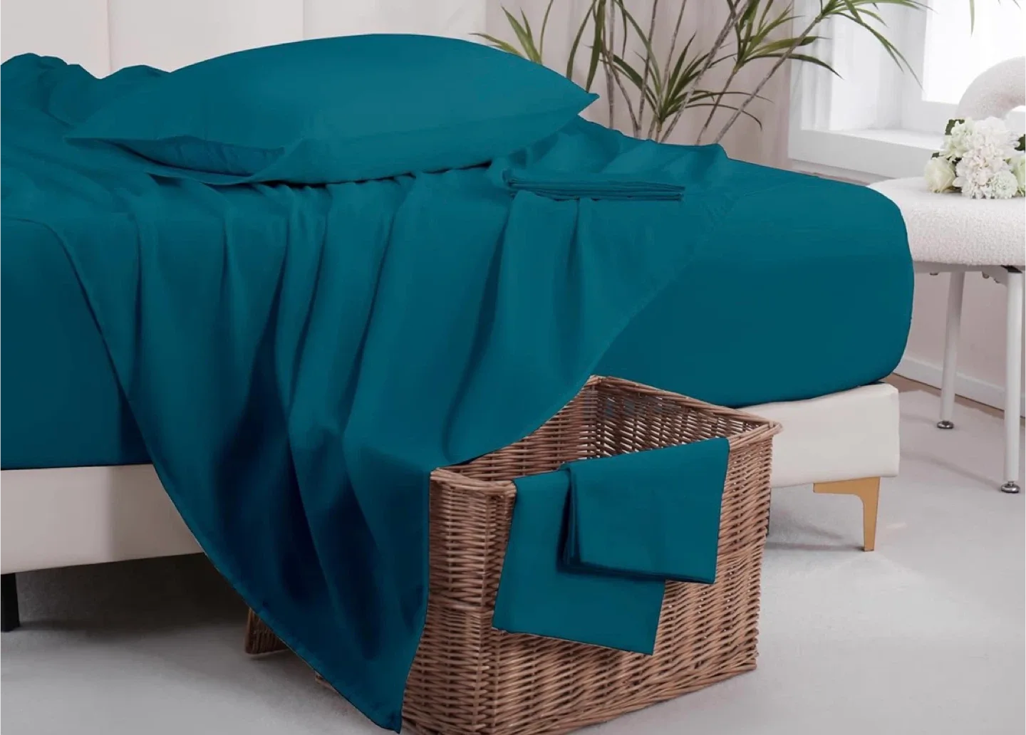 Twin sized Sheet Set - Pillow Case & Flat Sheet image indicator(3)