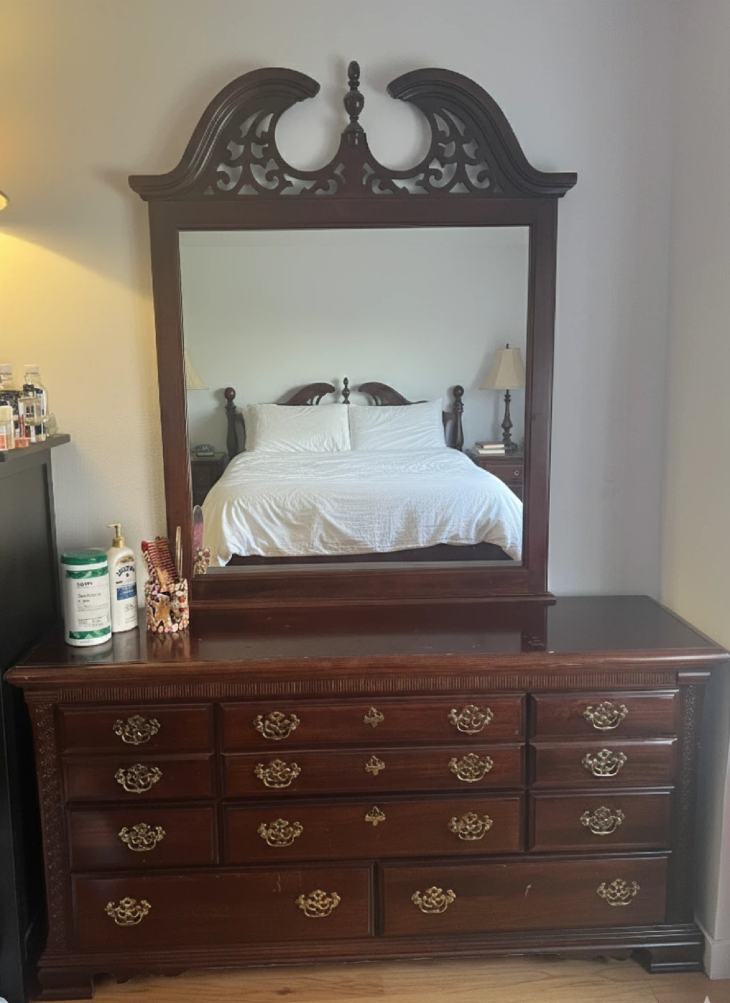 Dresser with Mirror - Brown Wood - photo 4