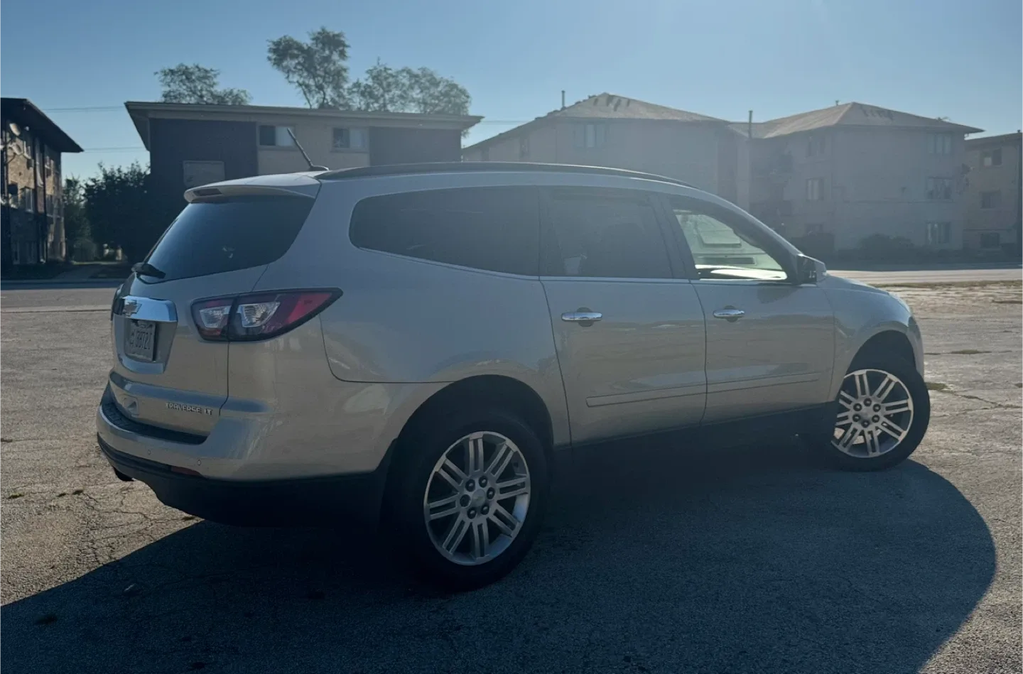 Chevrolet Traverse SUV image indicator(3)