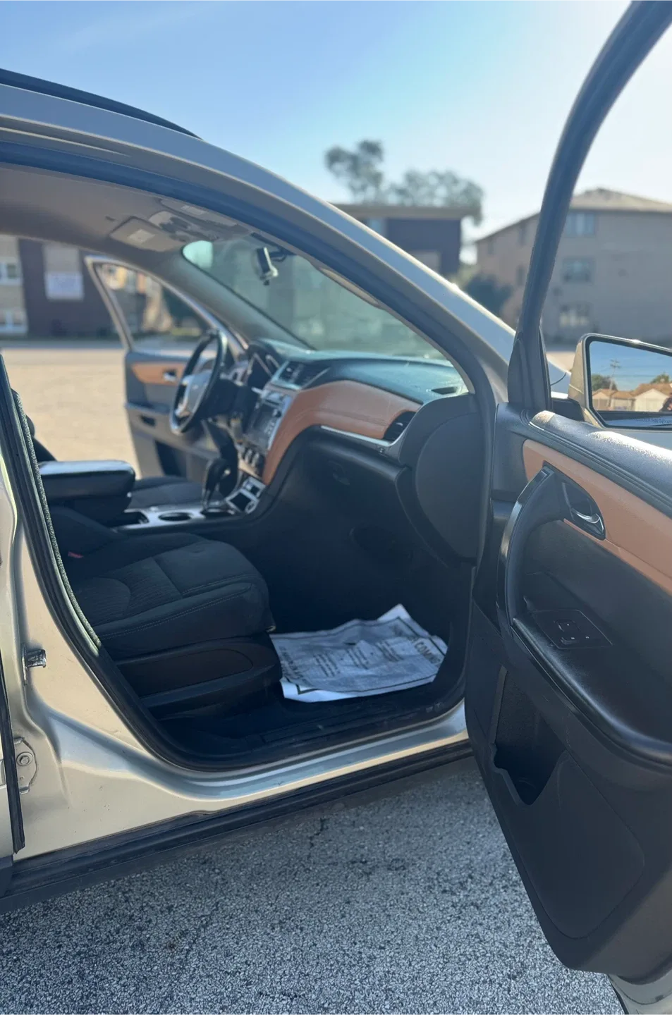 Chevrolet Traverse SUV image indicator(10)