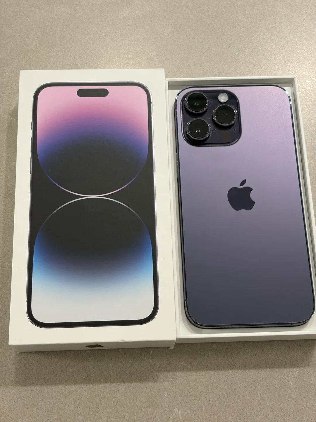 Apple iPhone 14 Pro 256GB Deep Purple - Excellent Condition! thumbnail