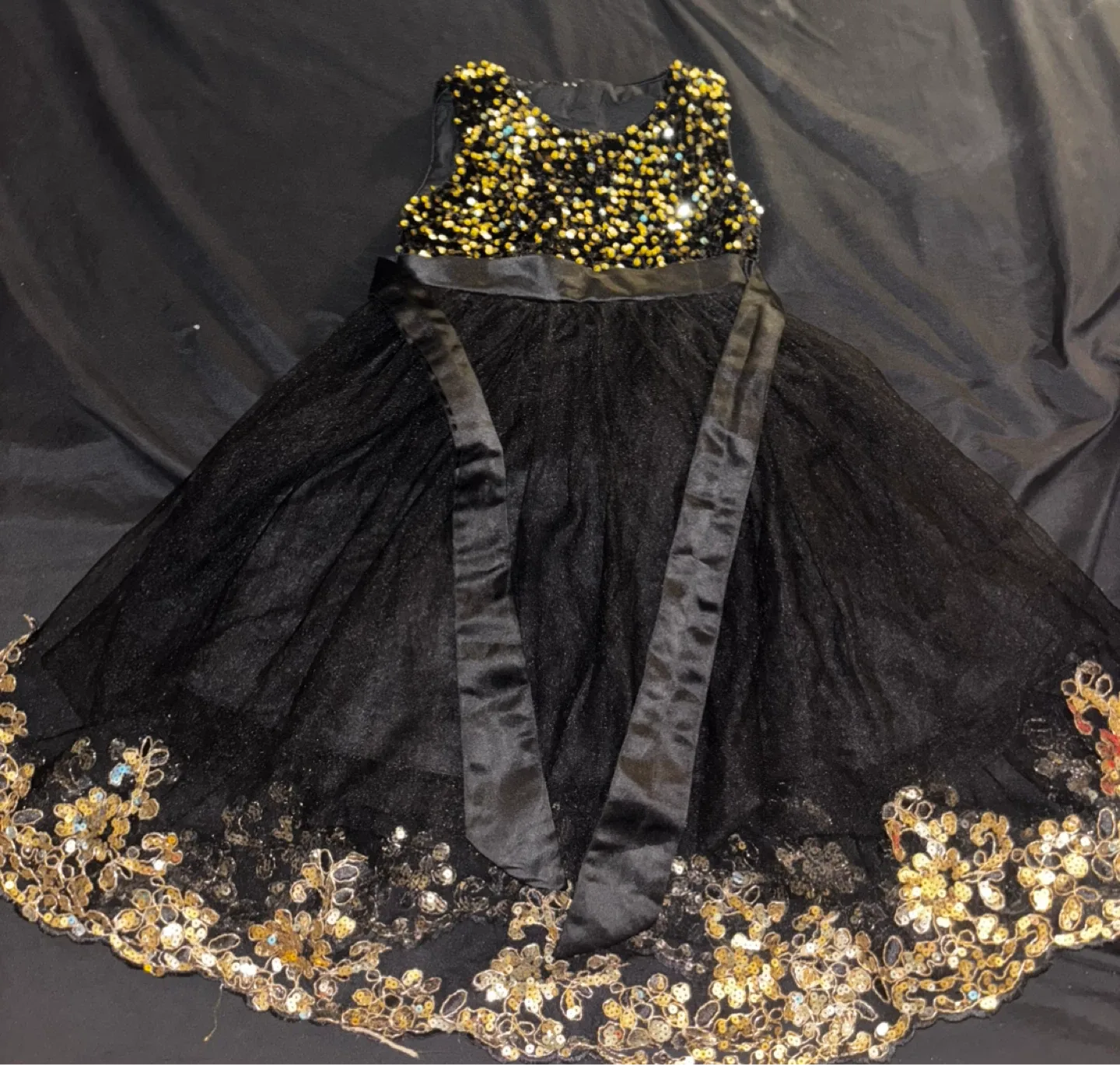 Girls Black & Gold Dress 4y thumbnail