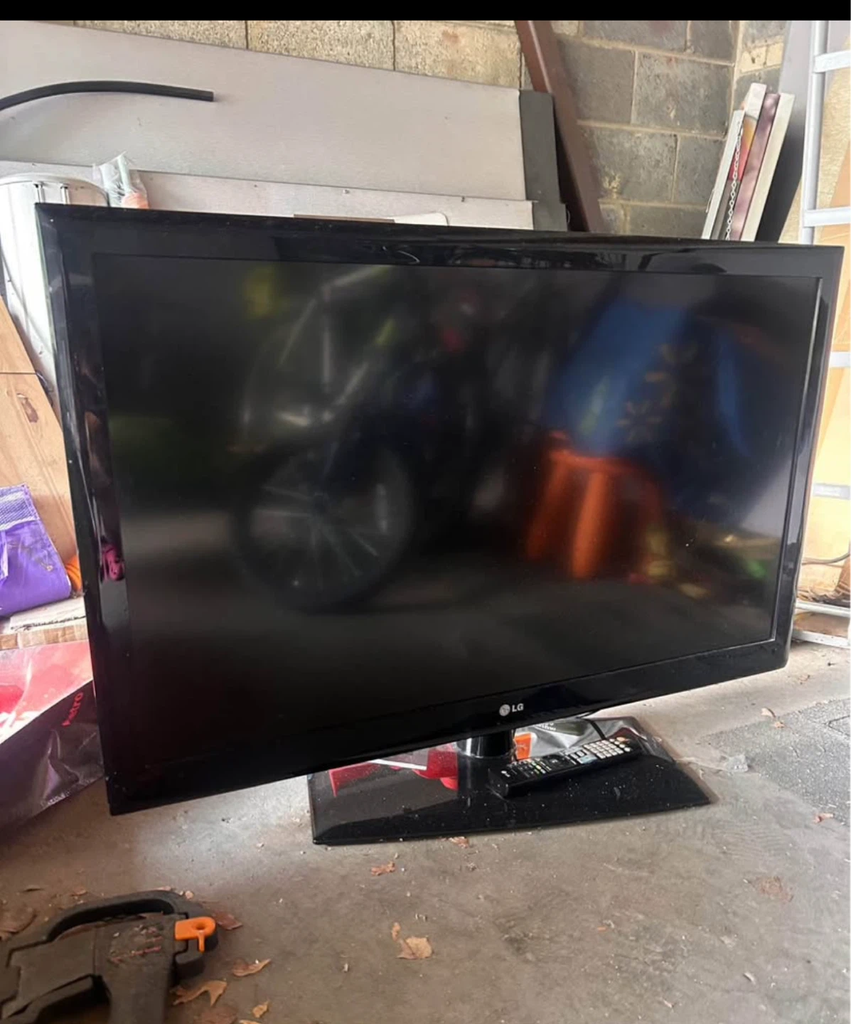 LG 42LE4500 42" TV