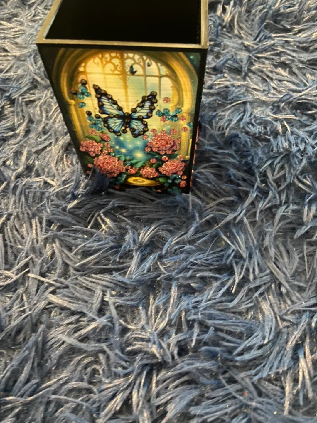 Butterfly & Roses Decorative Pen Holder image indicator(4)