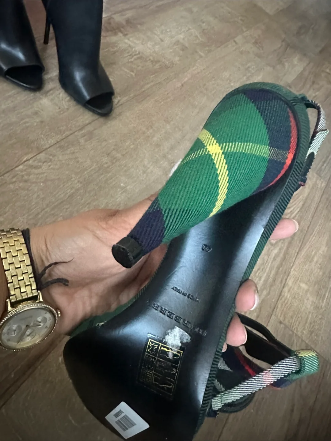 Burberry Plaid Heels Size 40 image indicator(3)