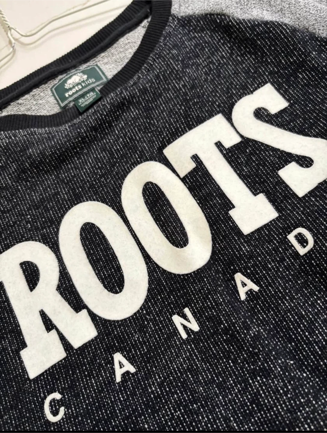Roots Kids Sweatshirt - Size XL (11-12 yrs) - photo 2