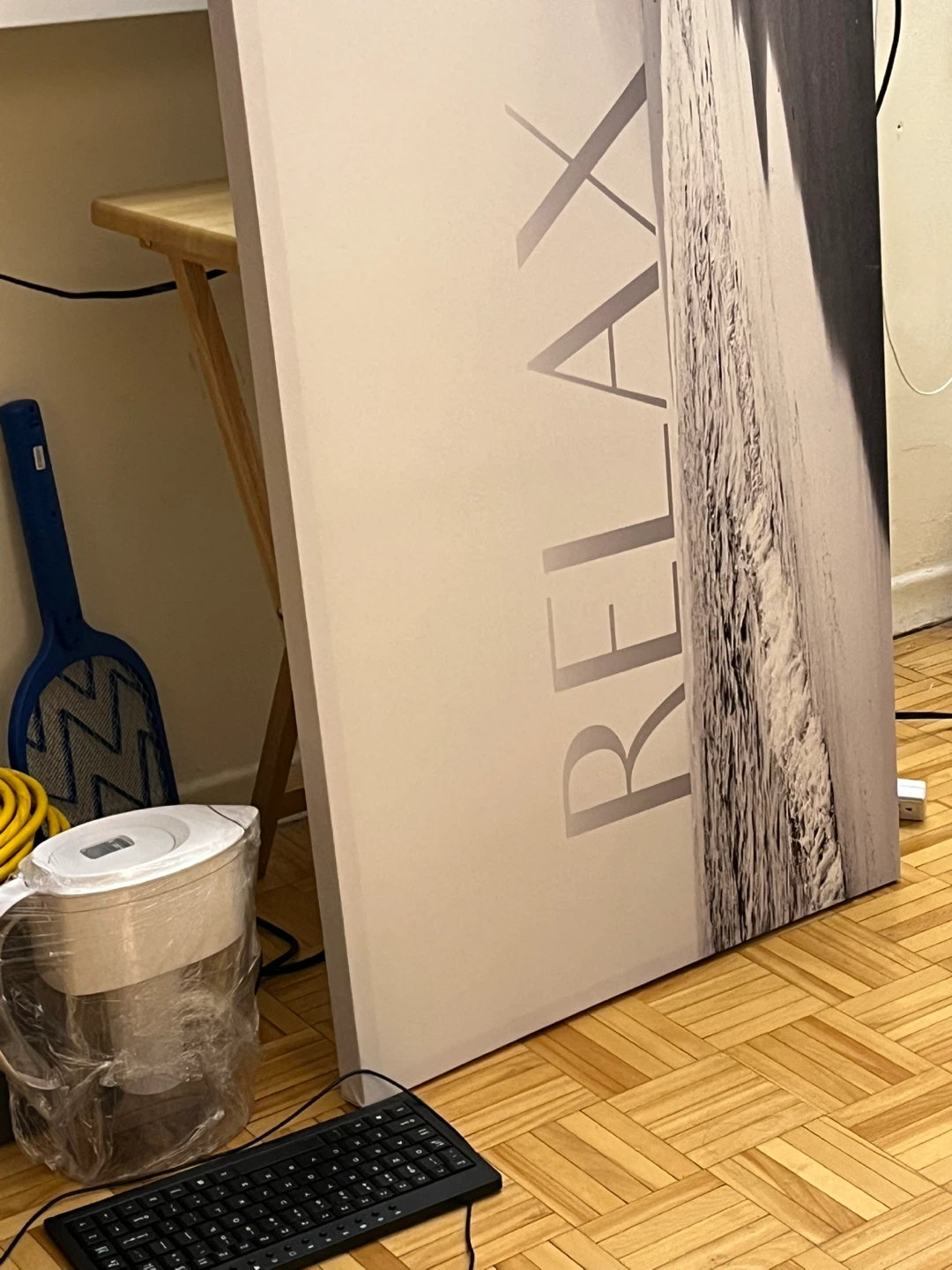 Relax Wall Art and Brita and usb keyboard