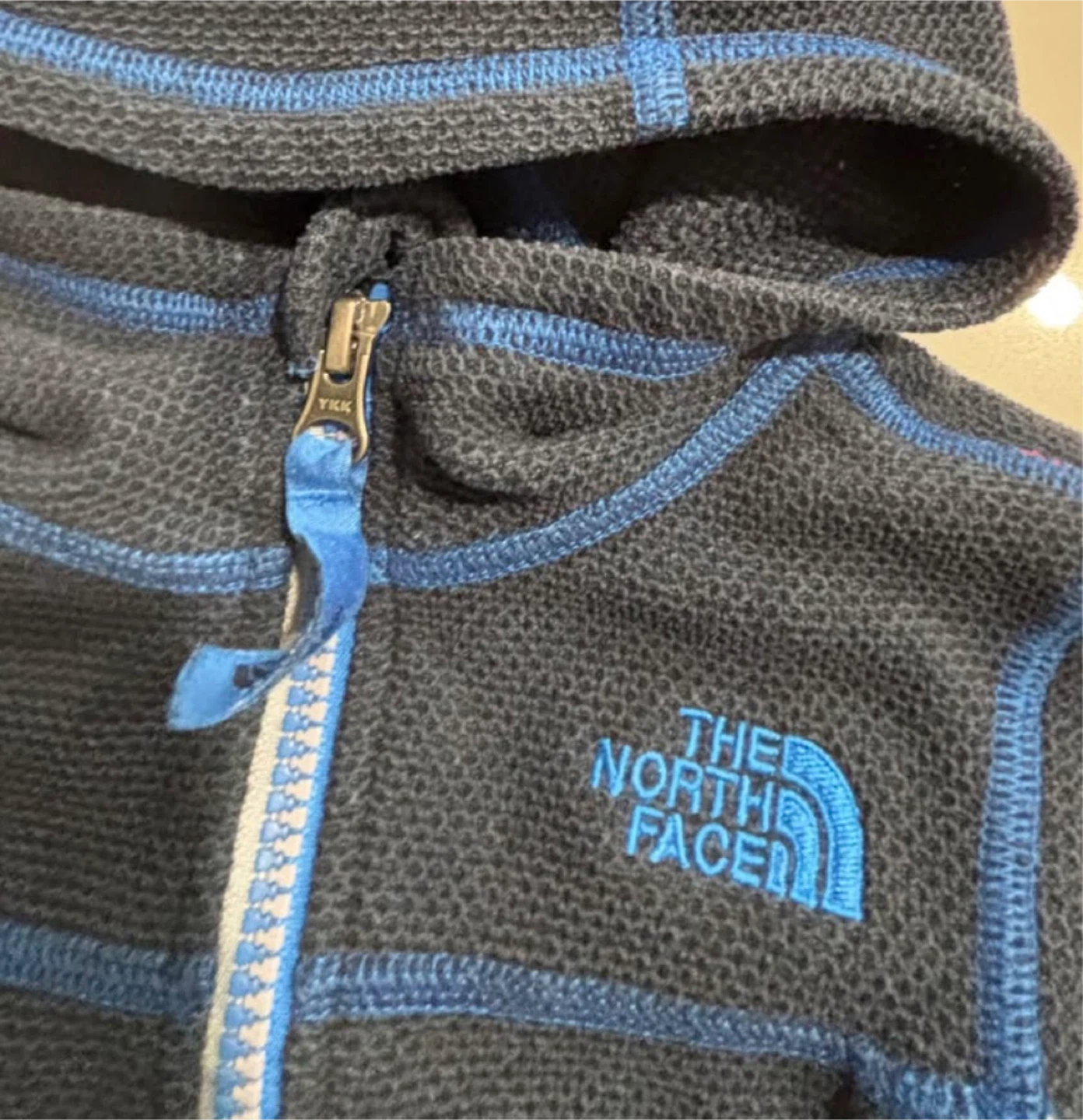 The North Face Toddler Fleece Hoodie - Size 2T - photo 2