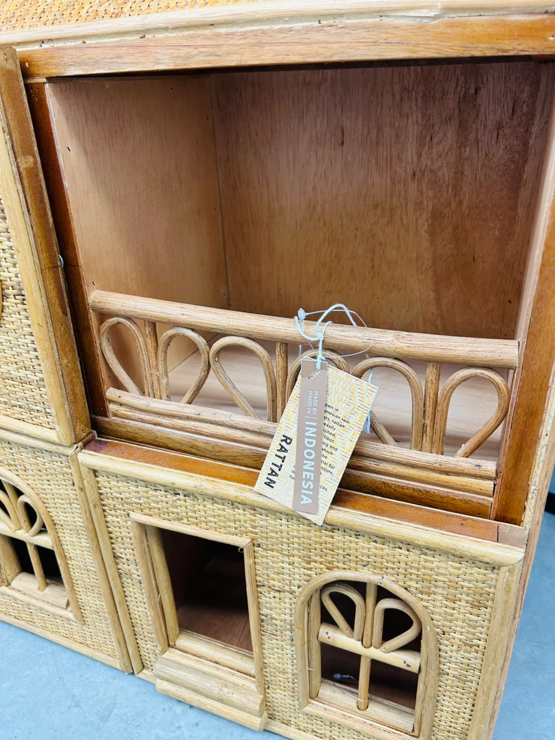 Rattan Dollhouse Shelf - photo 4