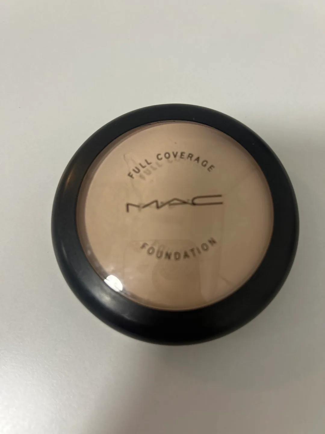 MAC Full Coverage Foundation W10 thumbnail