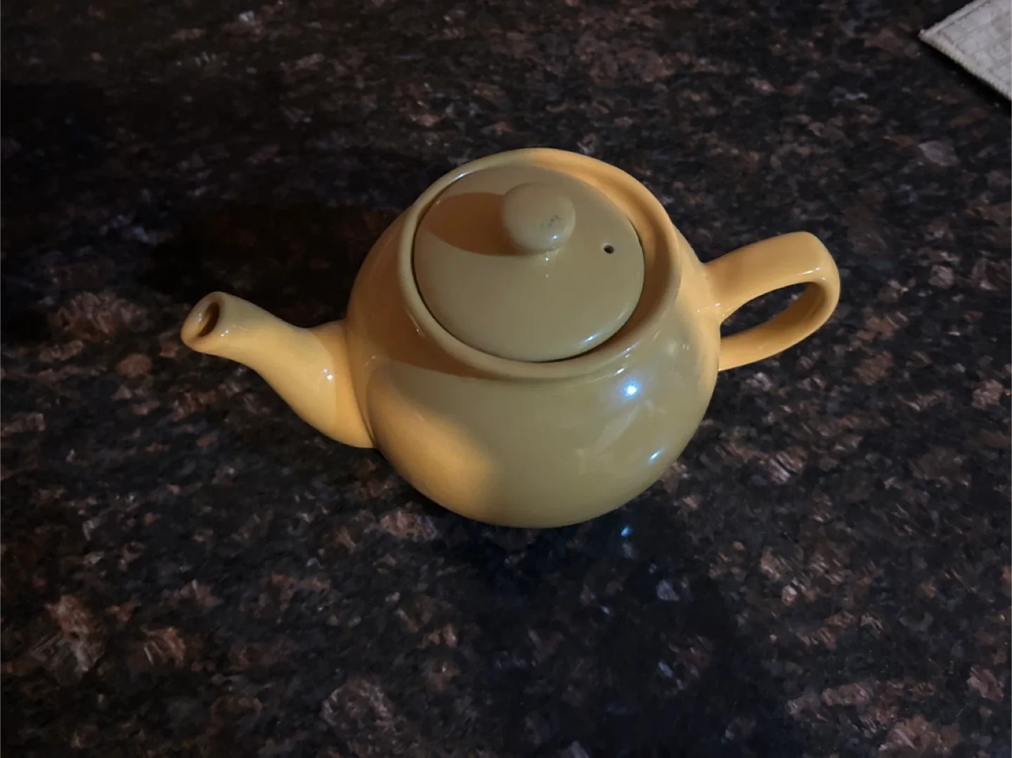 Yellow Ceramic Teapot image indicator(2)
