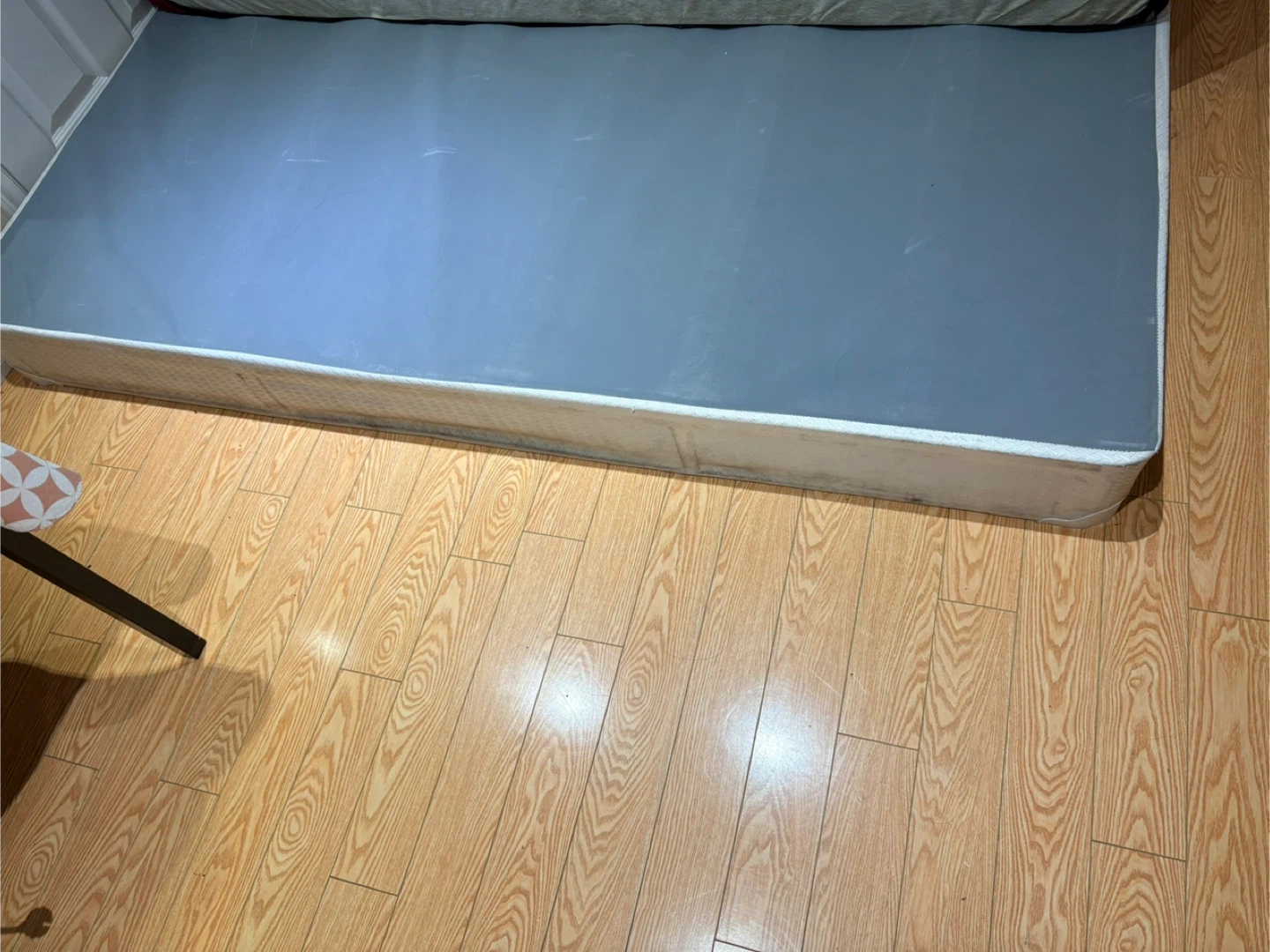 Mattress and box - photo 3