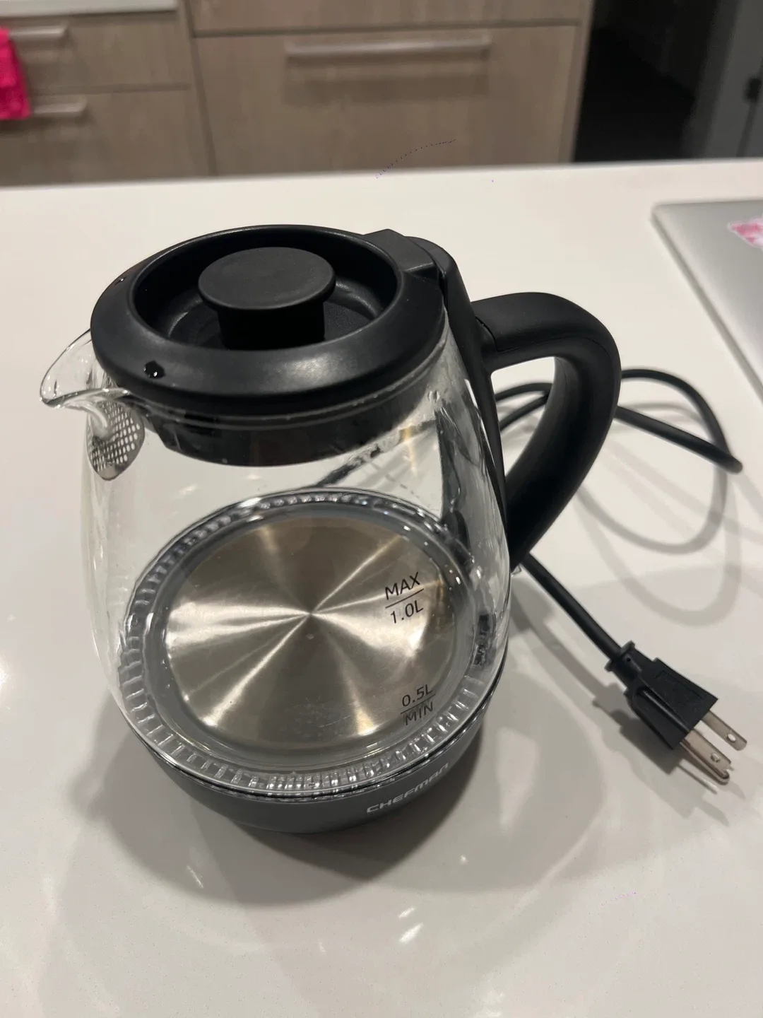 Chefman 1.0L Glass Electric Kettle image indicator(2)
