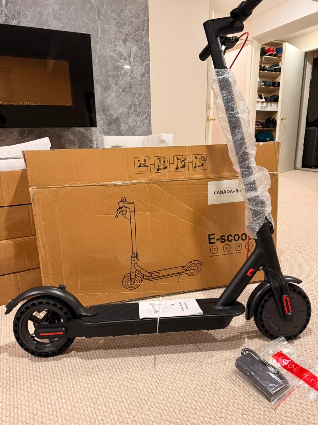 Electric Scooter 350W 10.4AH Smartphone Control eScooter image indicator(4)