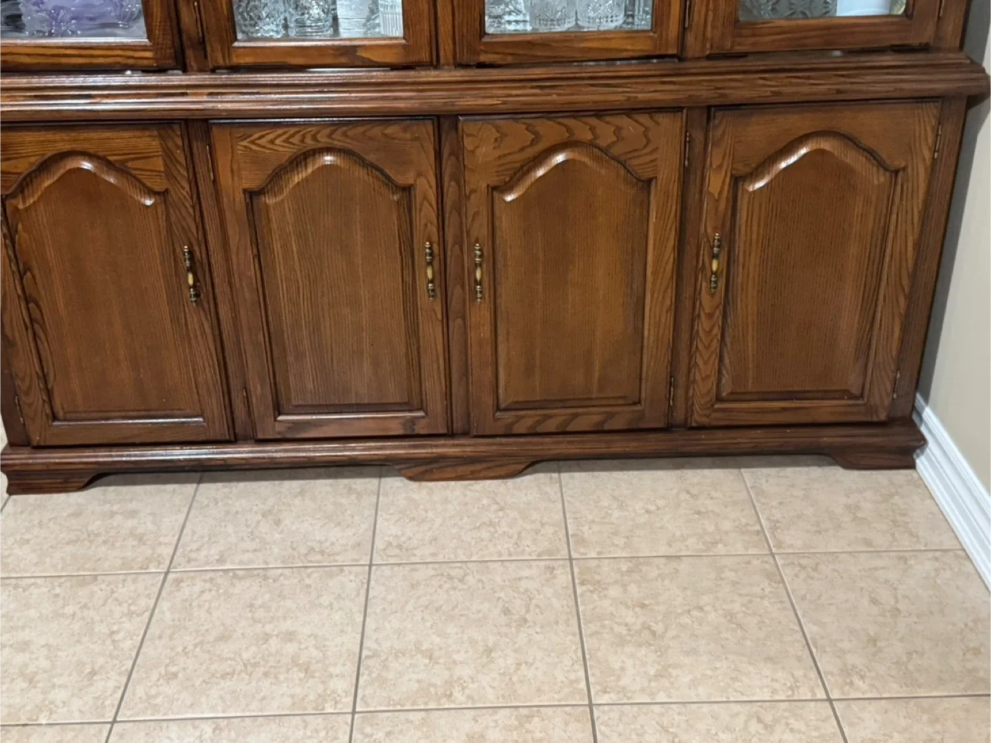 Wooden China Cabinet image indicator(3)