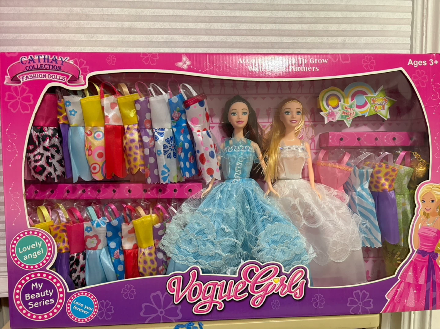 New Cathay Vogue Girls Fashion Dolls Set - photo 2