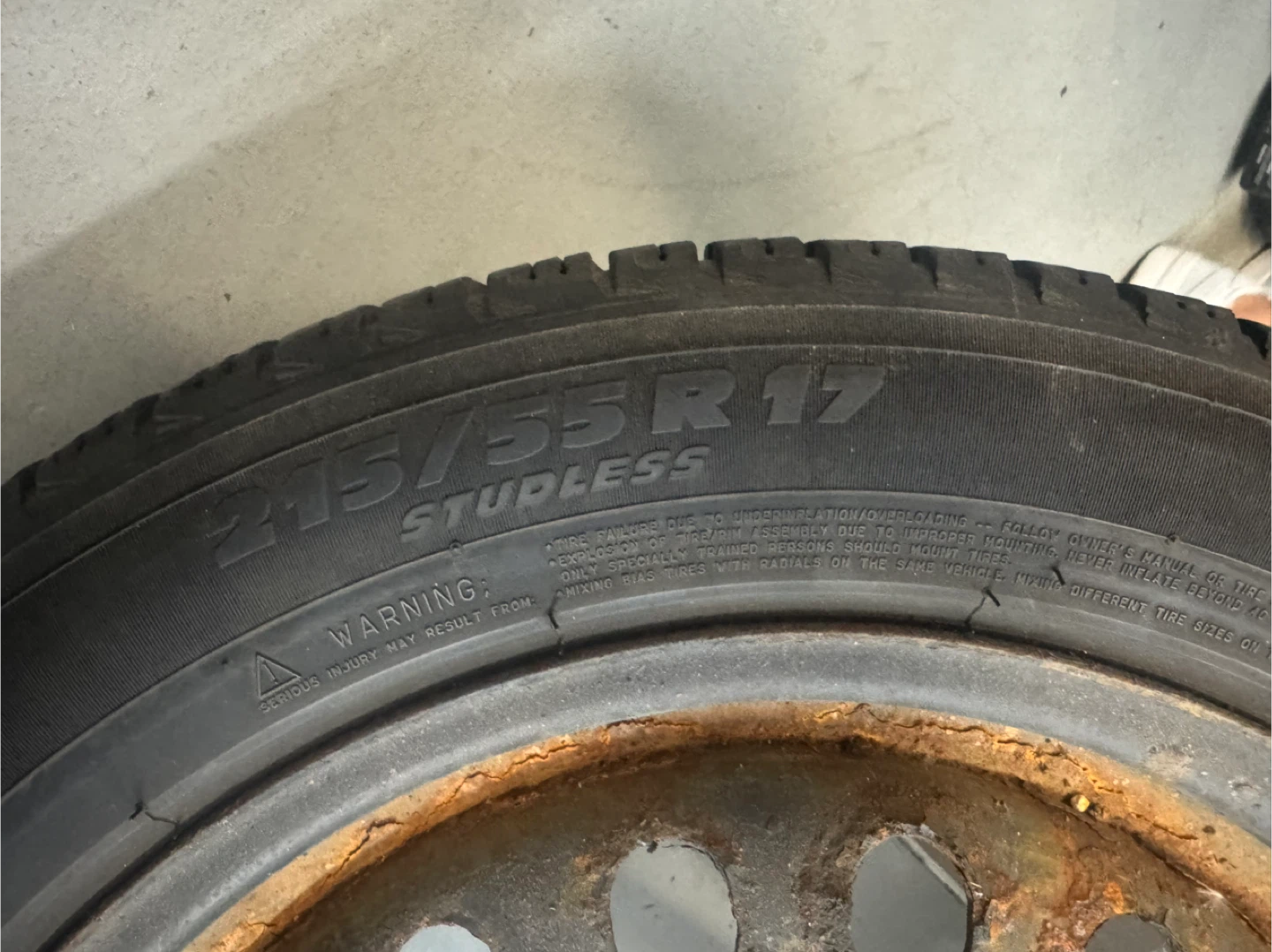 Michelin 215/55R17 Studless Winter Tire - photo 2