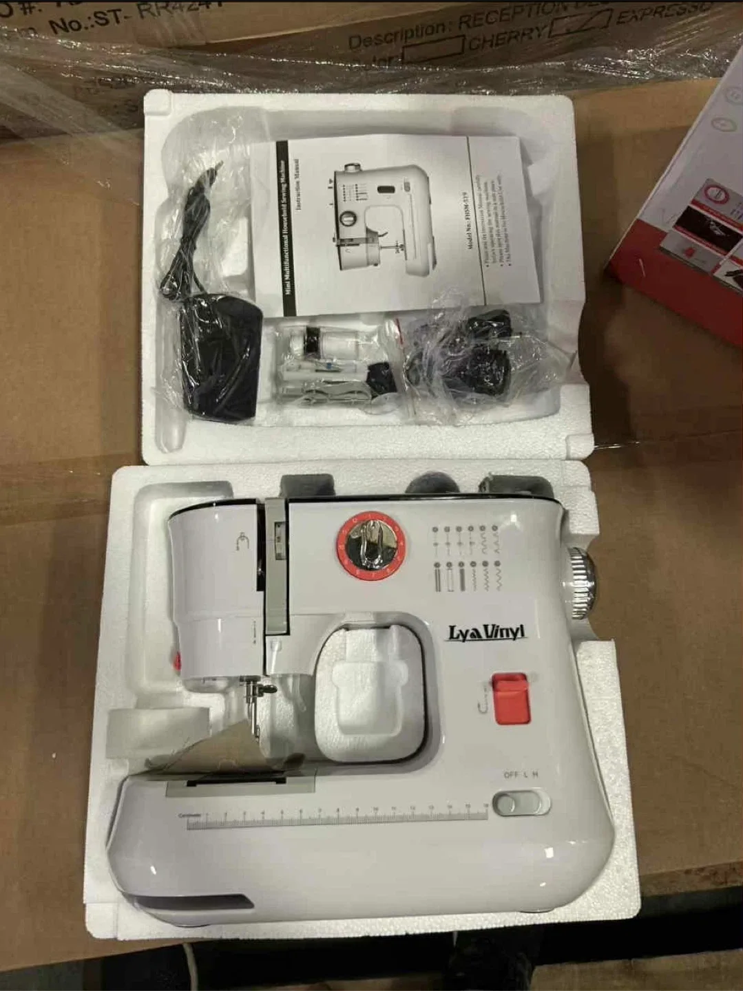 Sewing Machine for Beginners- Lya Vinyl Portable image indicator(8)