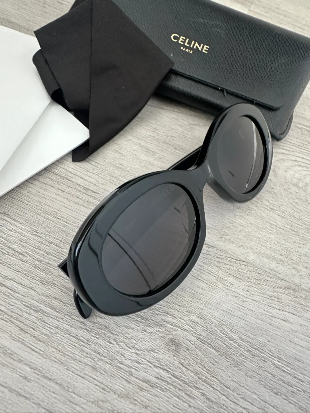 Celine Triomphe 01 Sunglasses in Acetate Black image indicator(3)