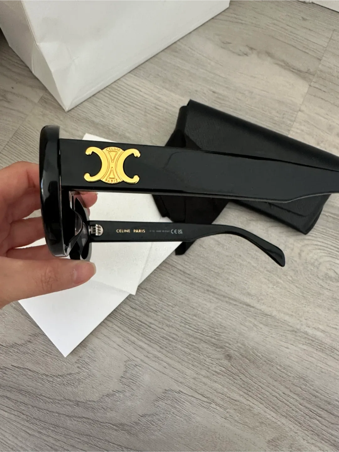 Celine Triomphe 01 Sunglasses in Acetate Black image indicator(8)