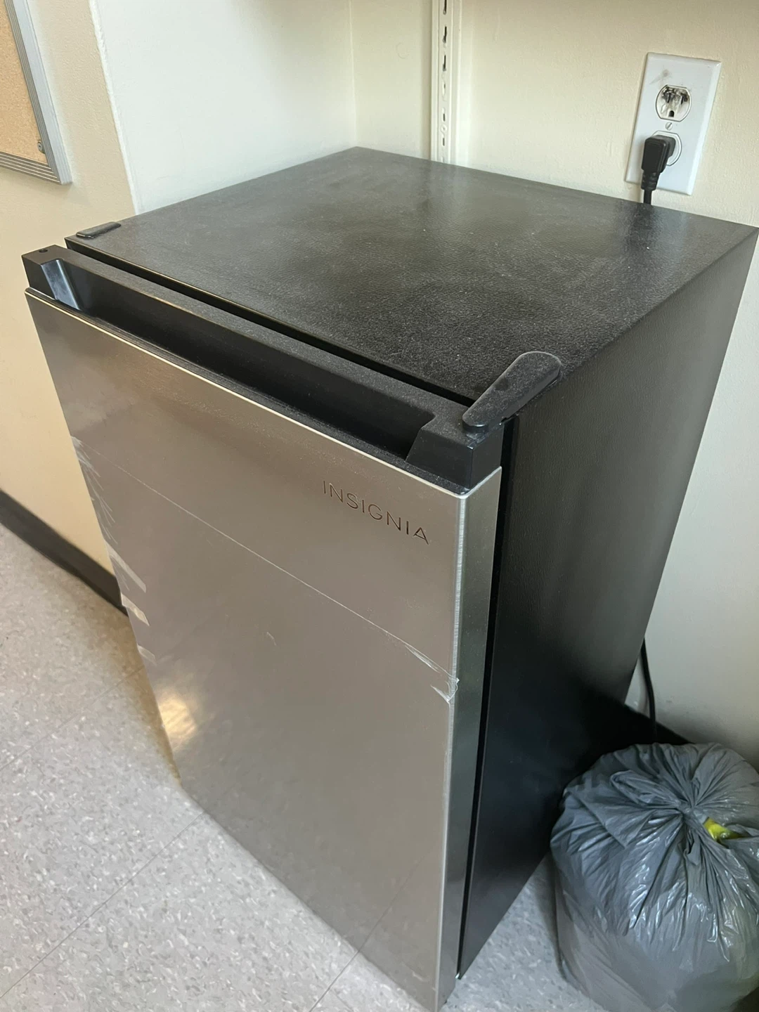 Insignia 3.3 Cu. Ft. Stainless Steel Bar Fridge - photo 2
