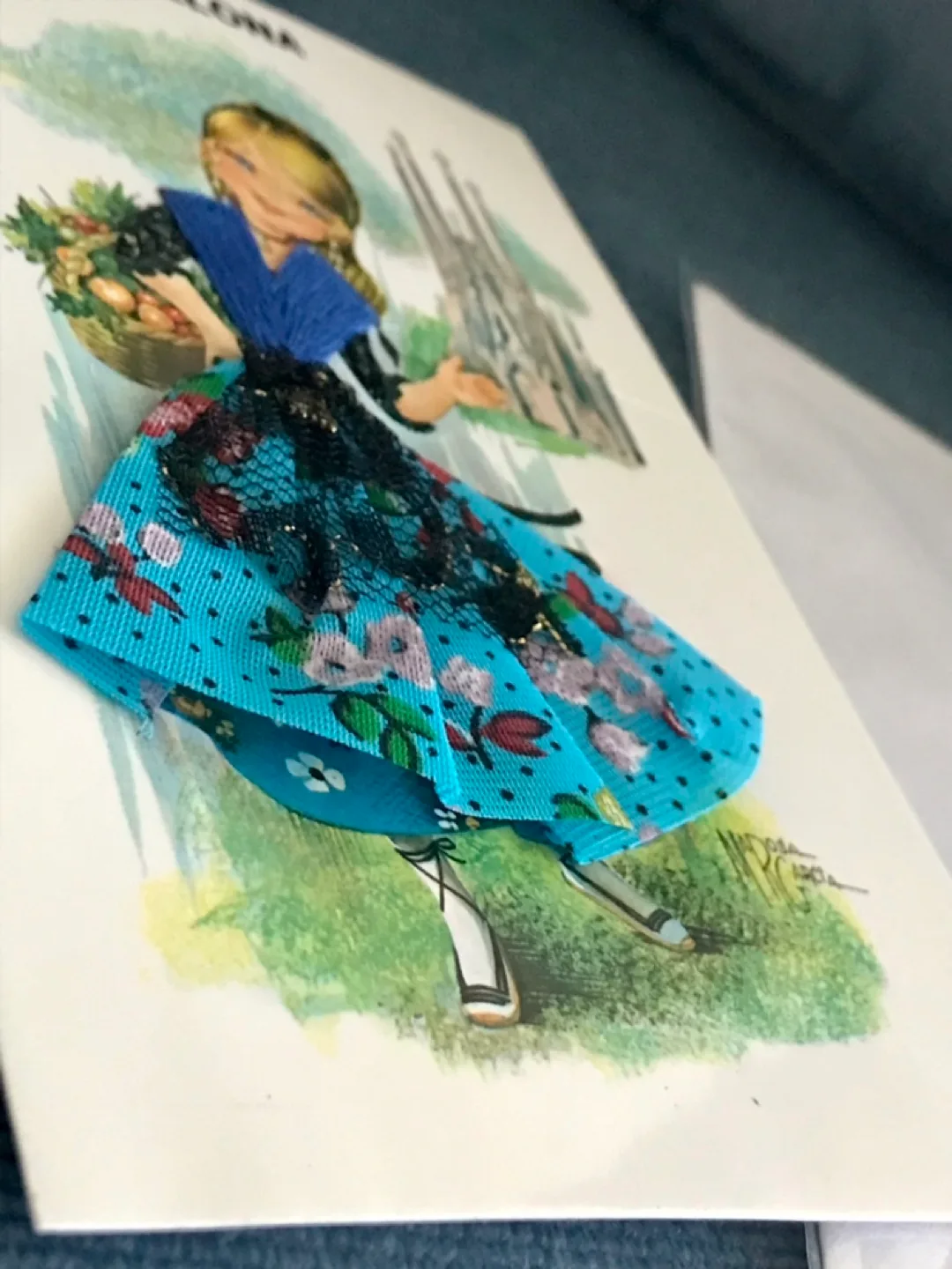 Barcelona 3D Greeting Card (blank)- with Fabric Dress image indicator(4)