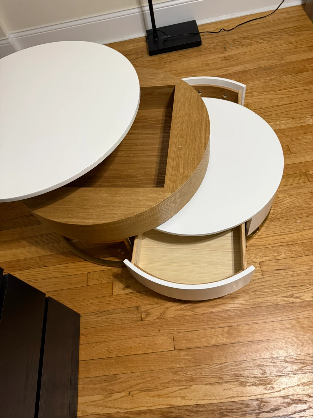 Round Swivel Coffee Table - White & Wood - photo 4