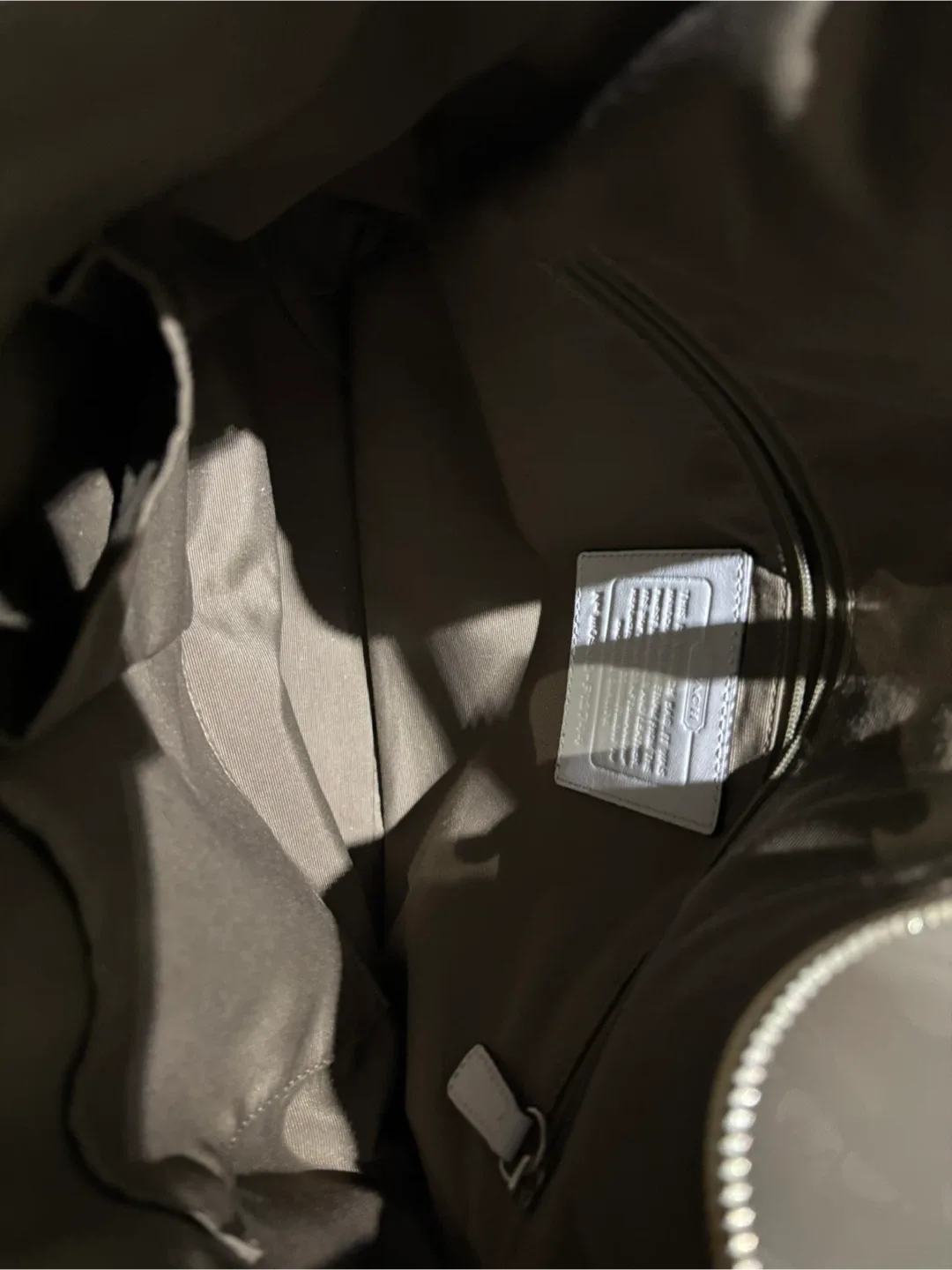 Coach Hobo Bag image indicator(3)