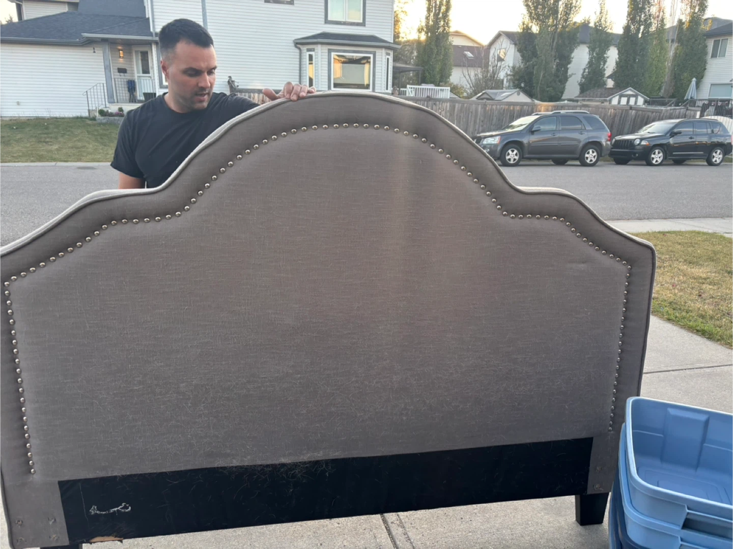 King size Upholstered Headboard - Grey with Nailhead Trim - photo 2