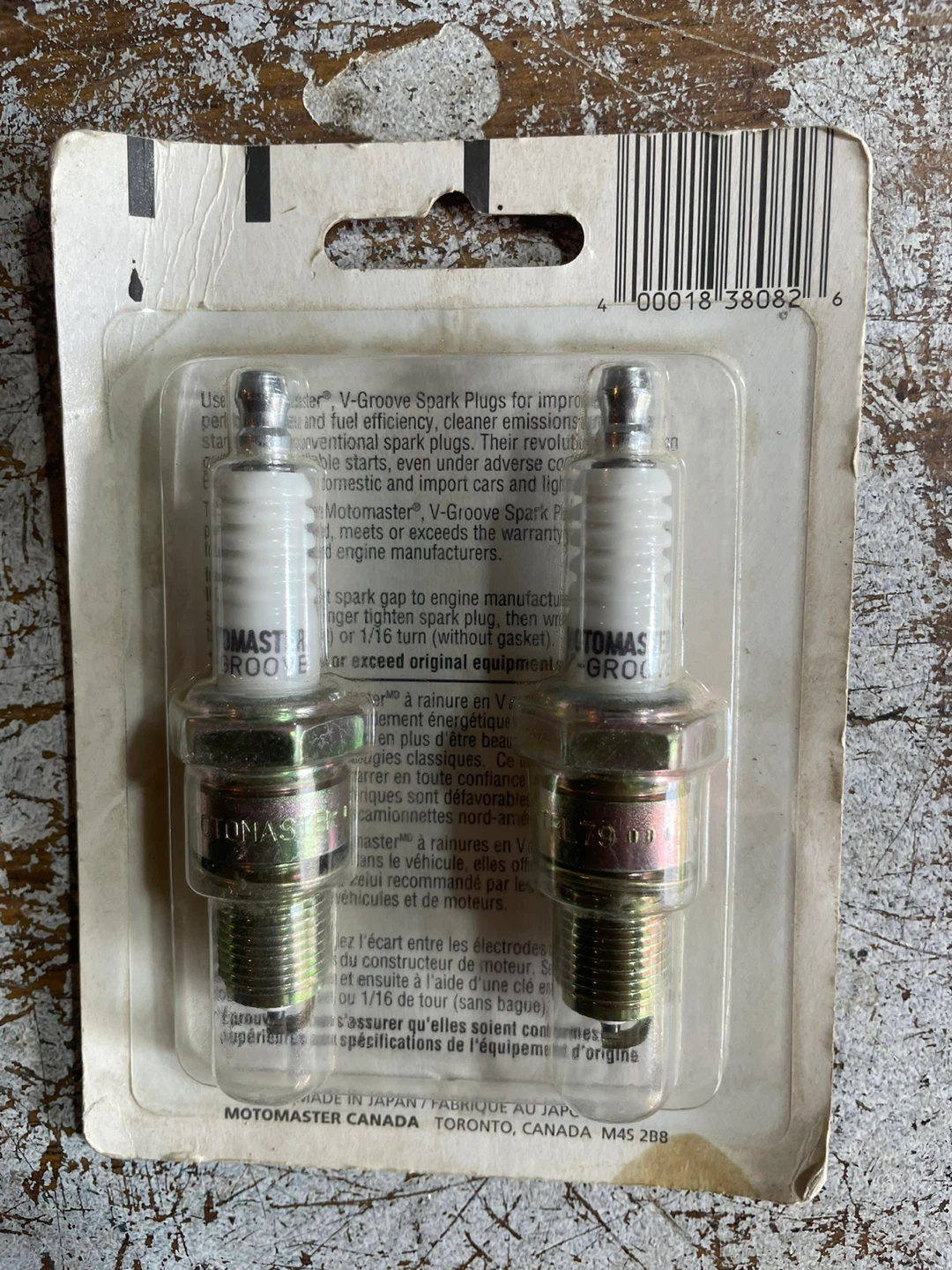 MotoMaster V-Groove Spark Plugs (Set of 2) - photo 2