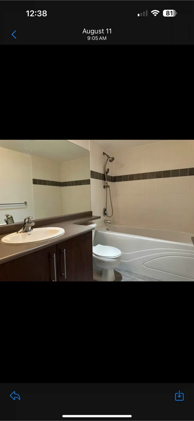 1 bd plus den condo for RENT image indicator(7)