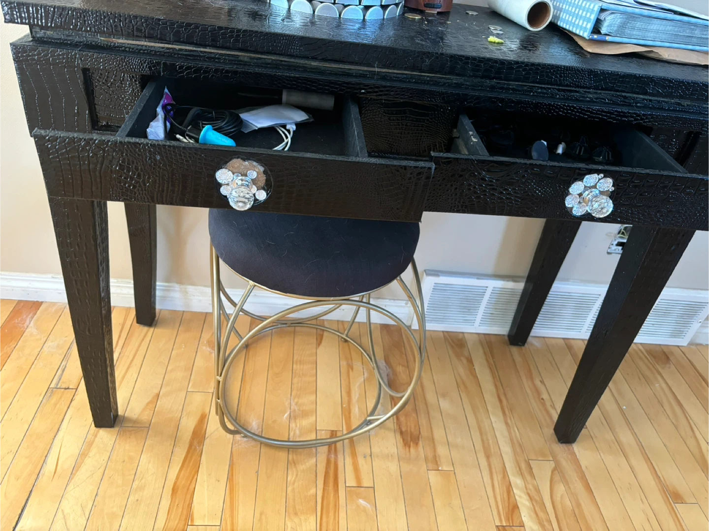 Black Crocodile Embossed Vanity Desk with Stool - photo 5