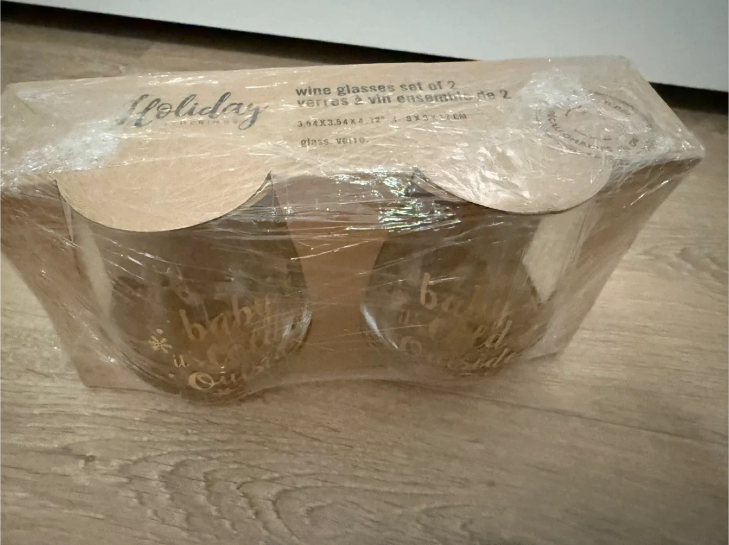 Holiday Moments Wine Glasses Set of 2 - New image indicator(2)