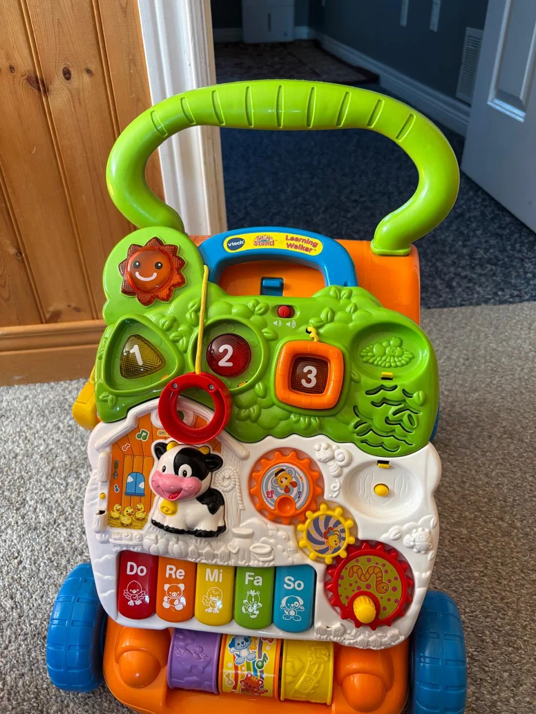 VTech Walker & Bright Starts Activity Centre image indicator(3)